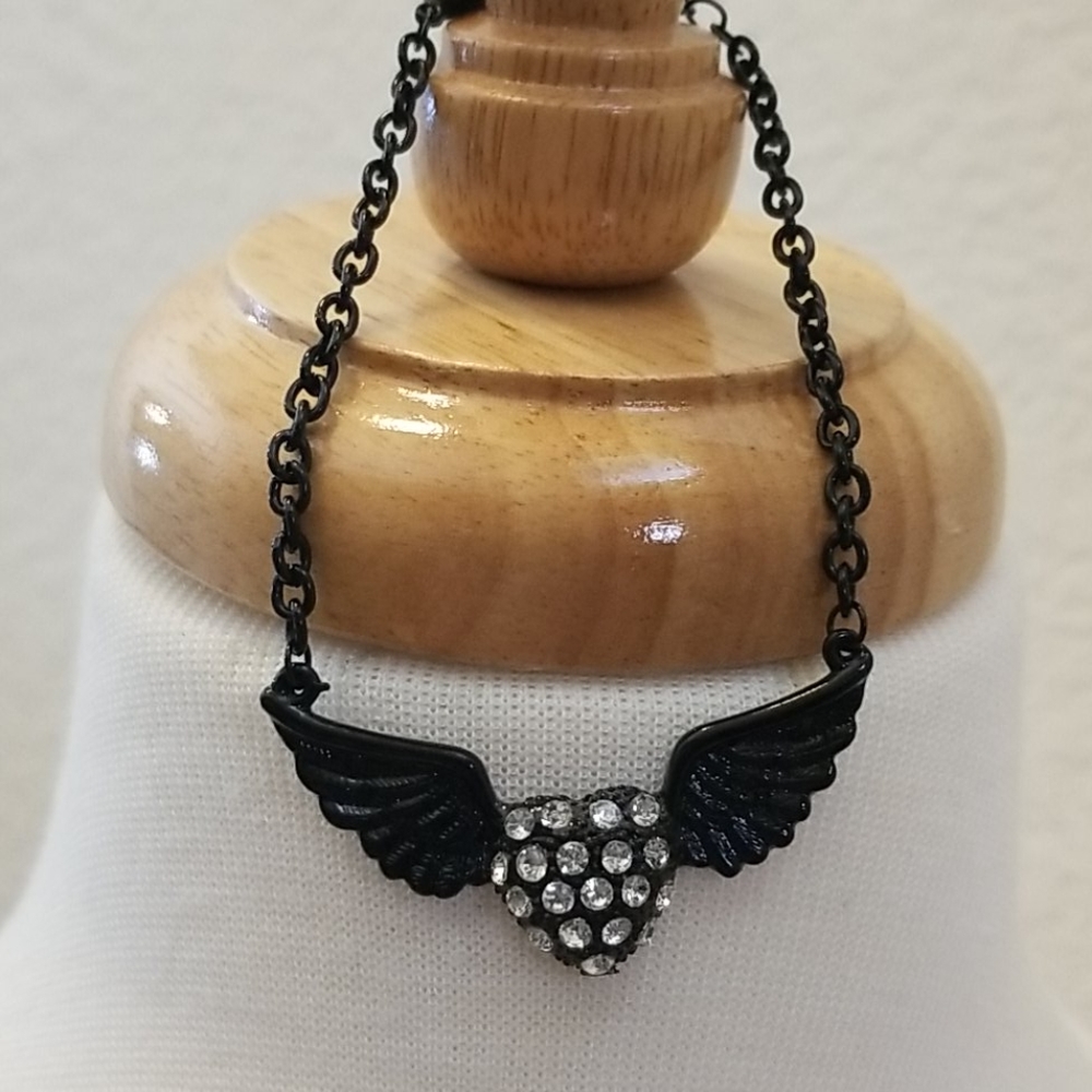 Winged heart bracelet